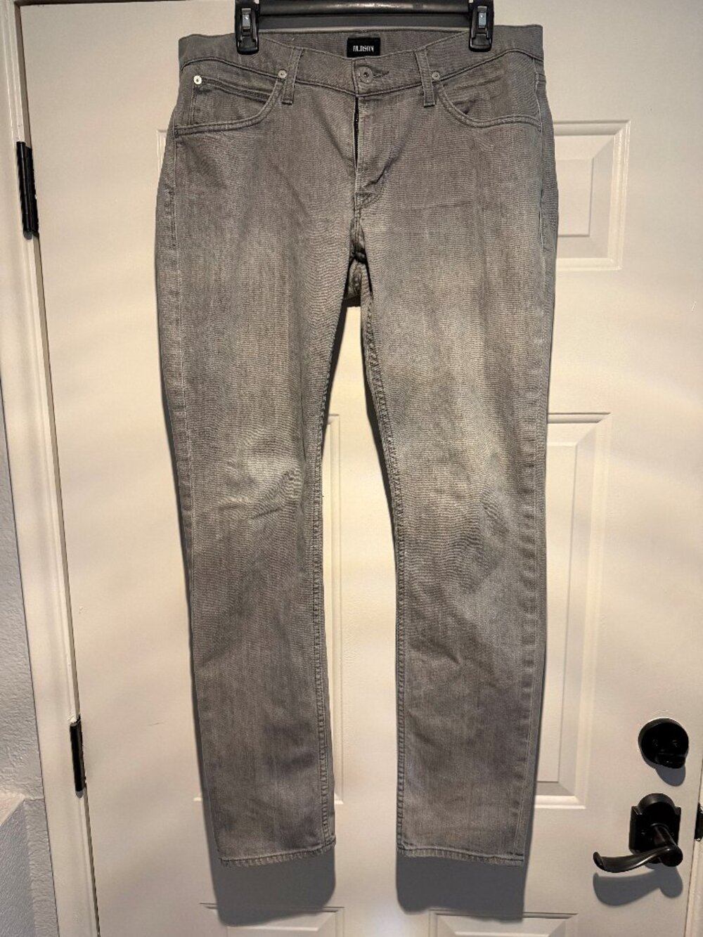 Hudson Jeans Blake Slim Straight size 33